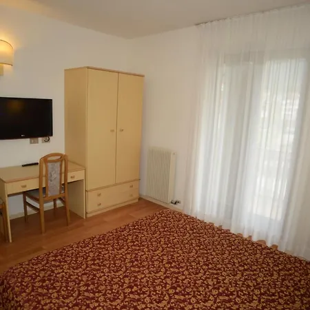 Otel Canada